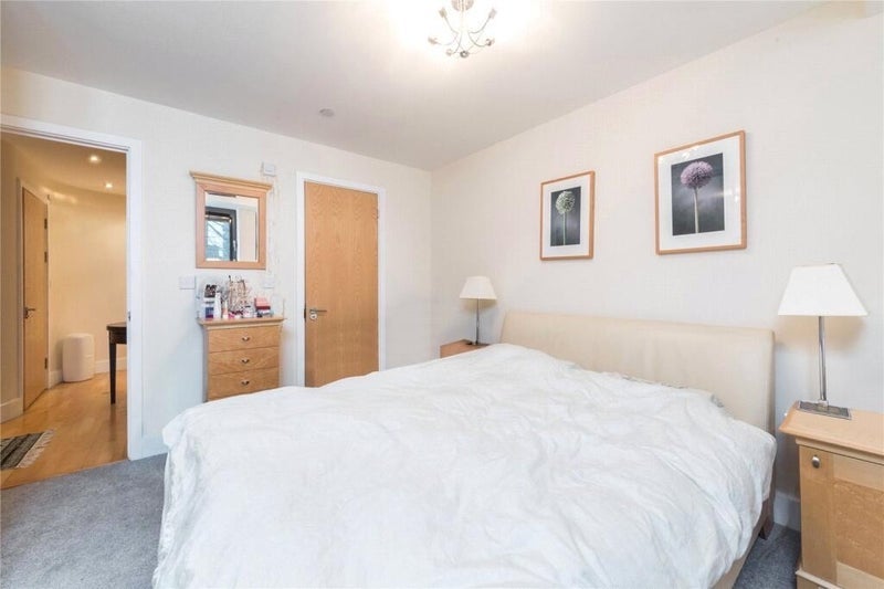 Room Millharbour in Greater London