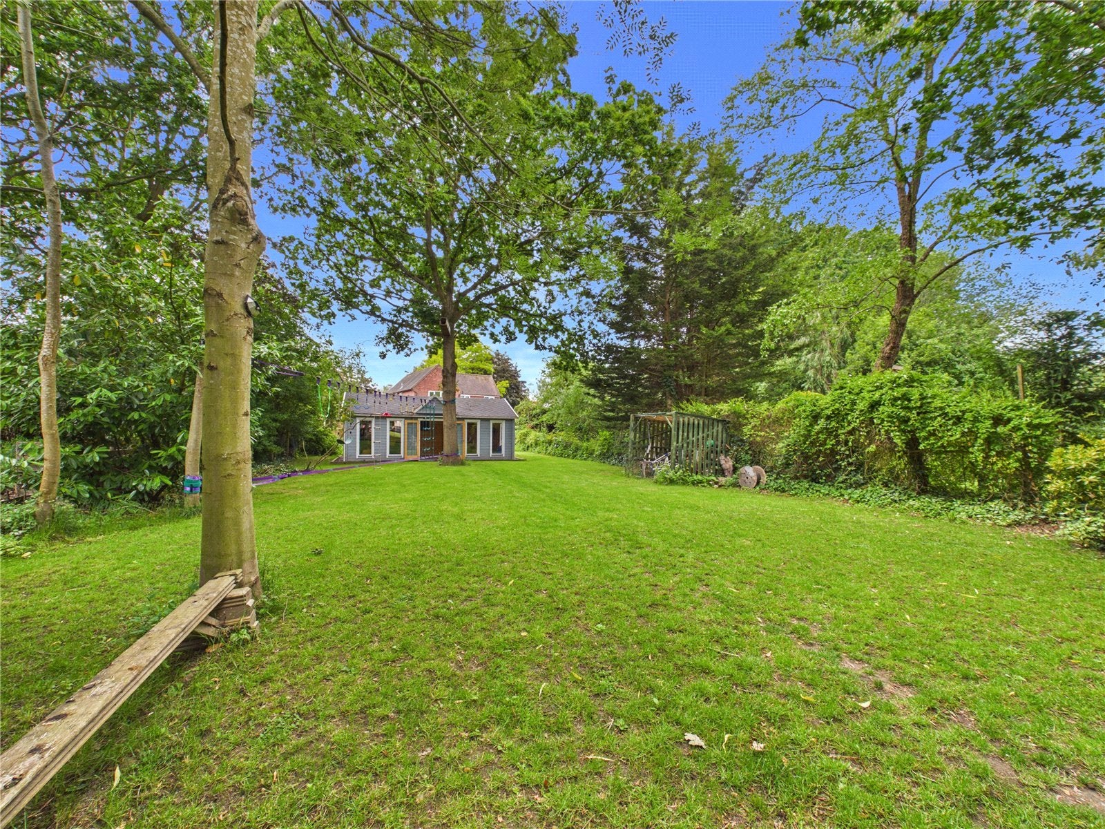 House Long Road West in Colchester