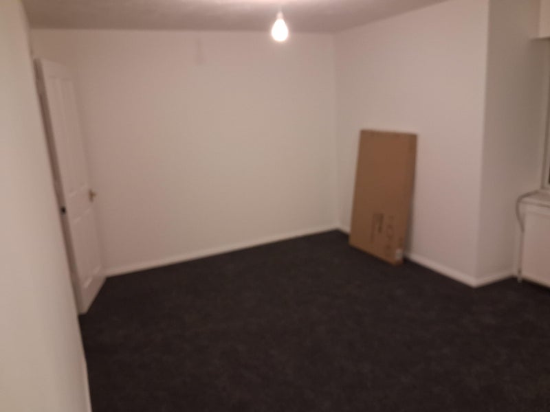 Room Franklin Way in Greater London