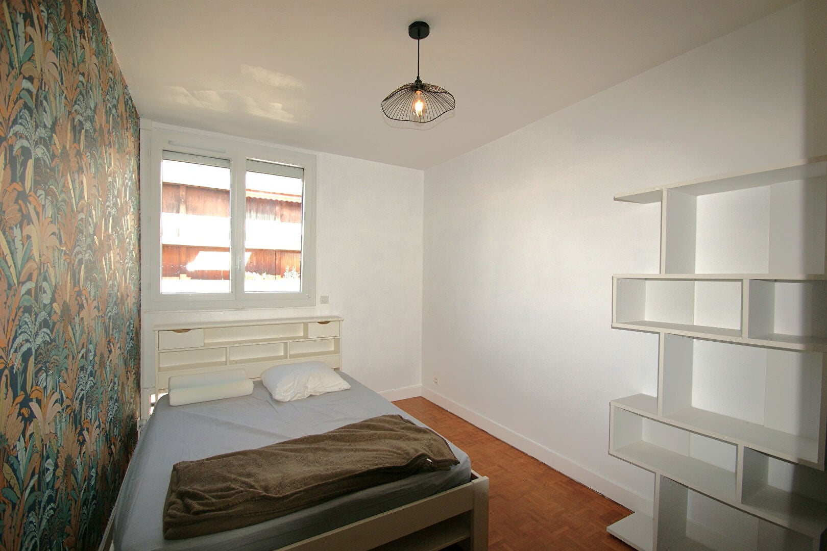Room Rue Robert Desnos in Saint-Cyr-l'École