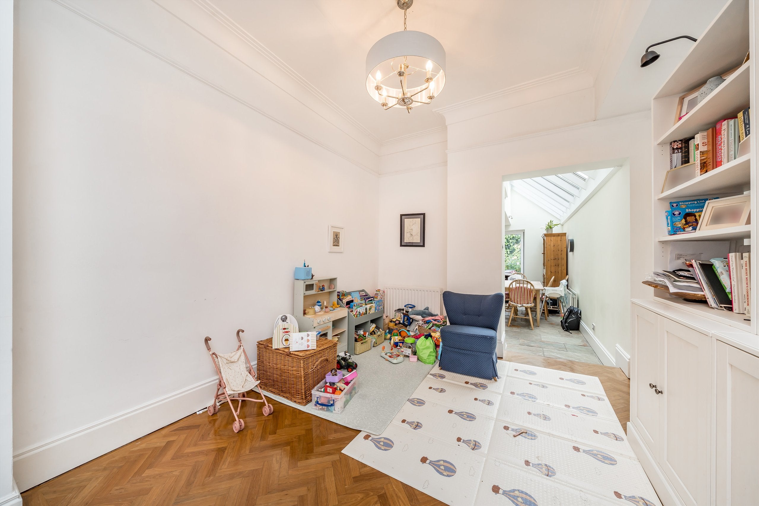 House Gaskarth Road in Greater London