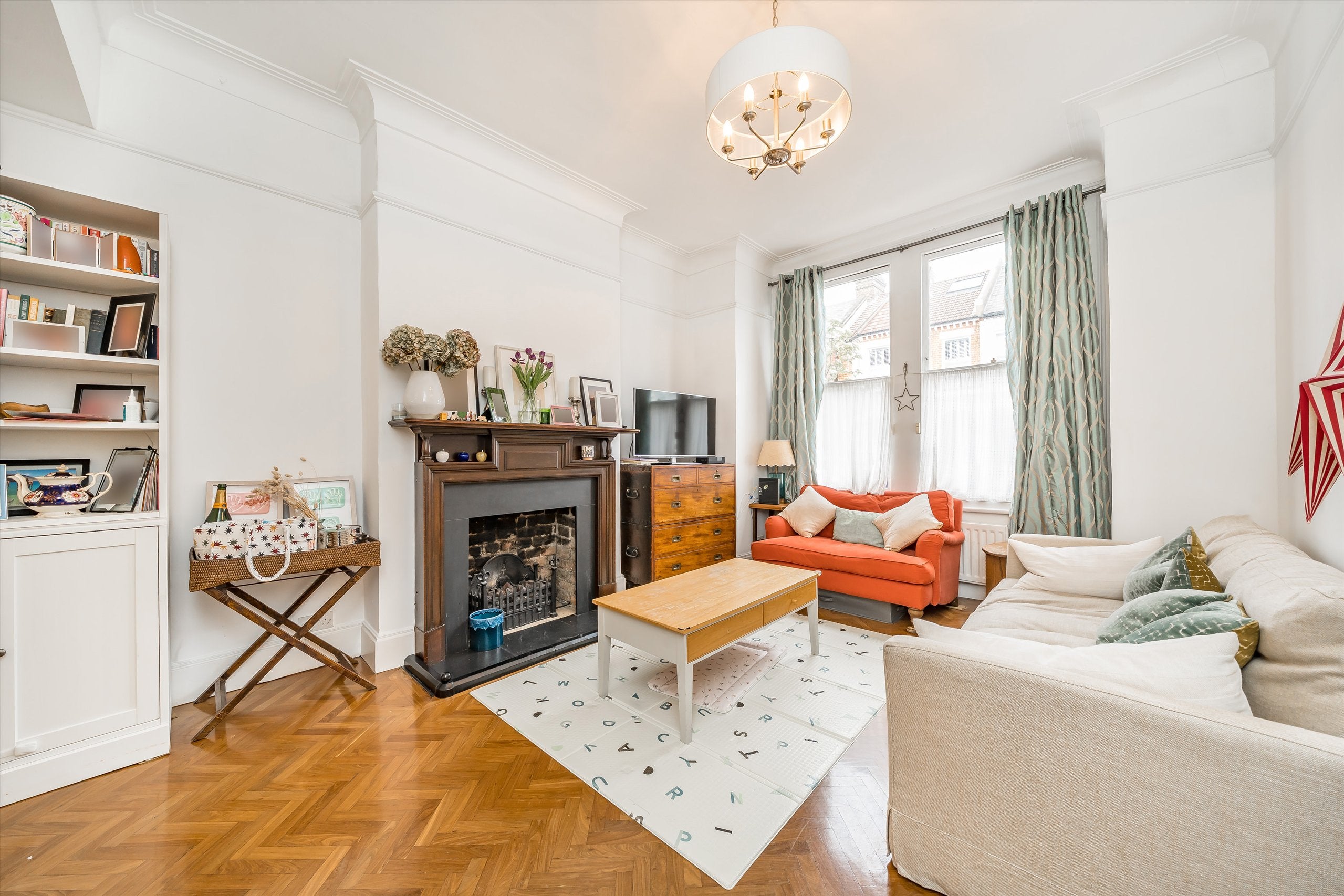 House Gaskarth Road in Greater London