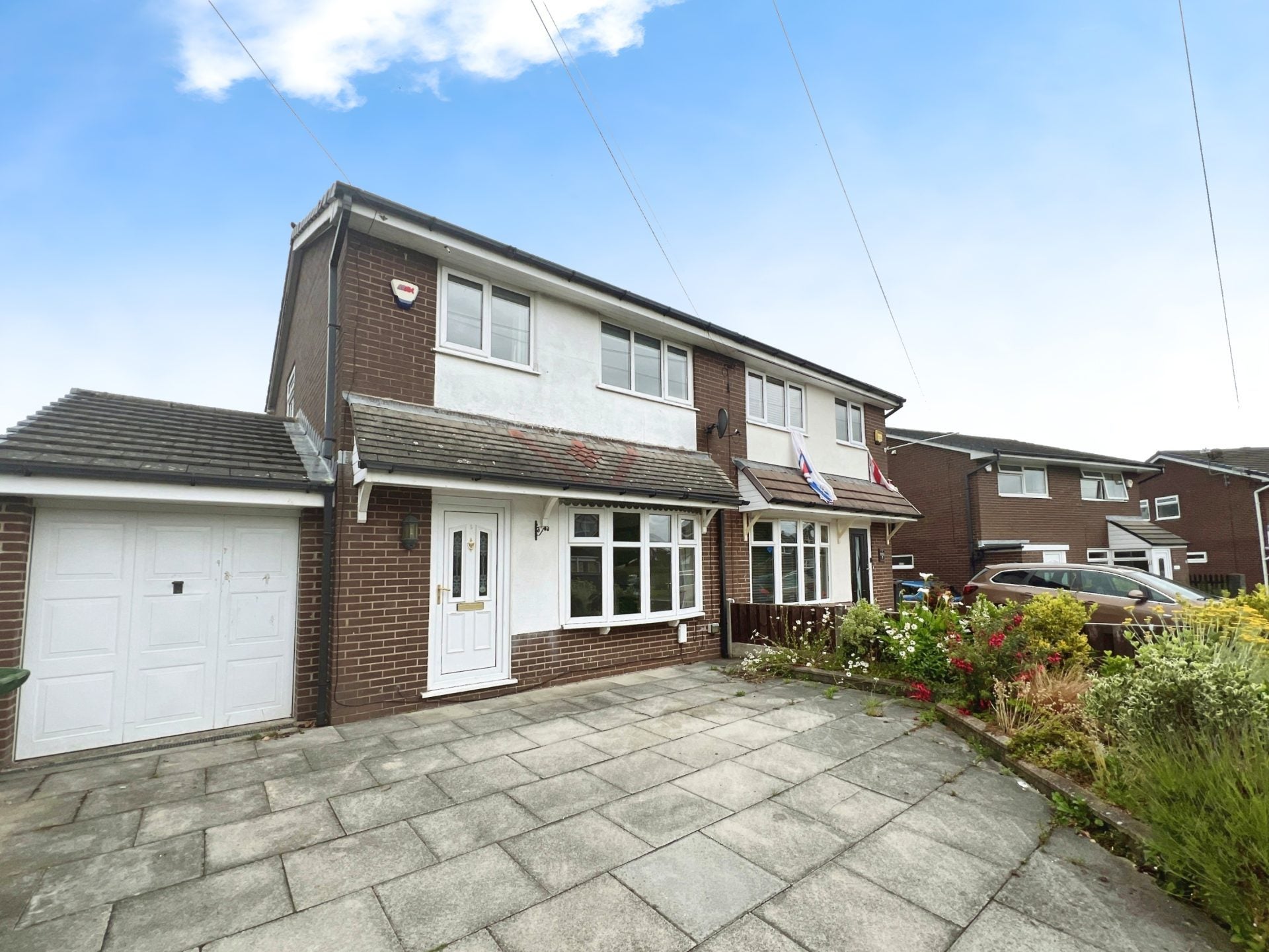 House Hadleigh Close in Bolton