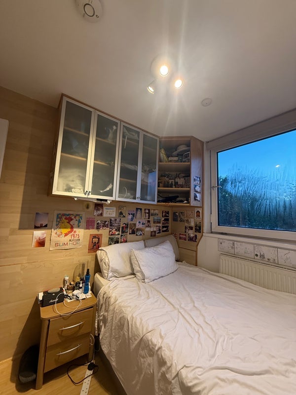 Room Evenwood Close in Greater London