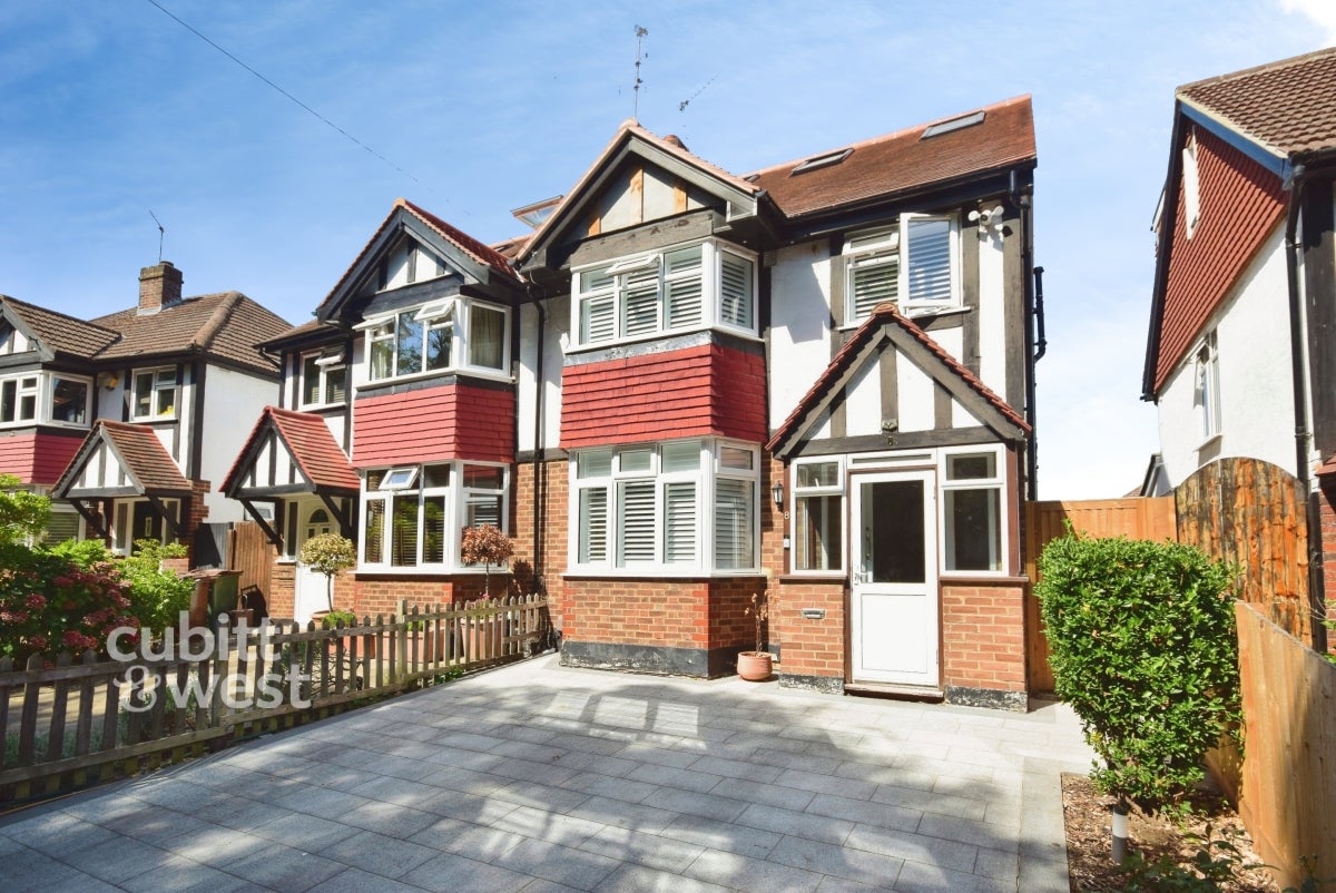 House Old Orchard Drive in Thanet