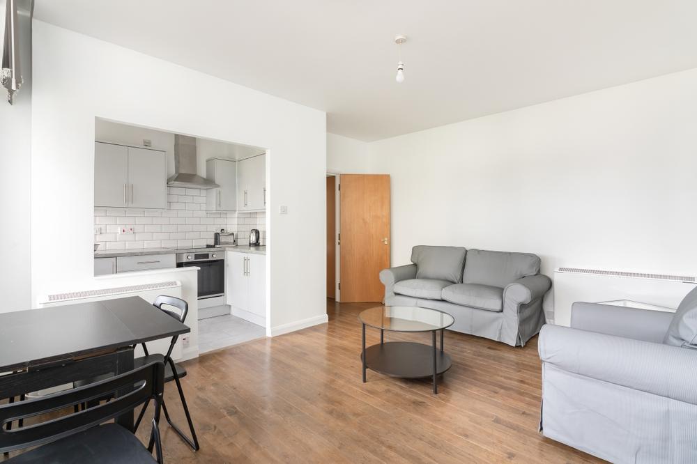 Flat Queensway in City of Westminster