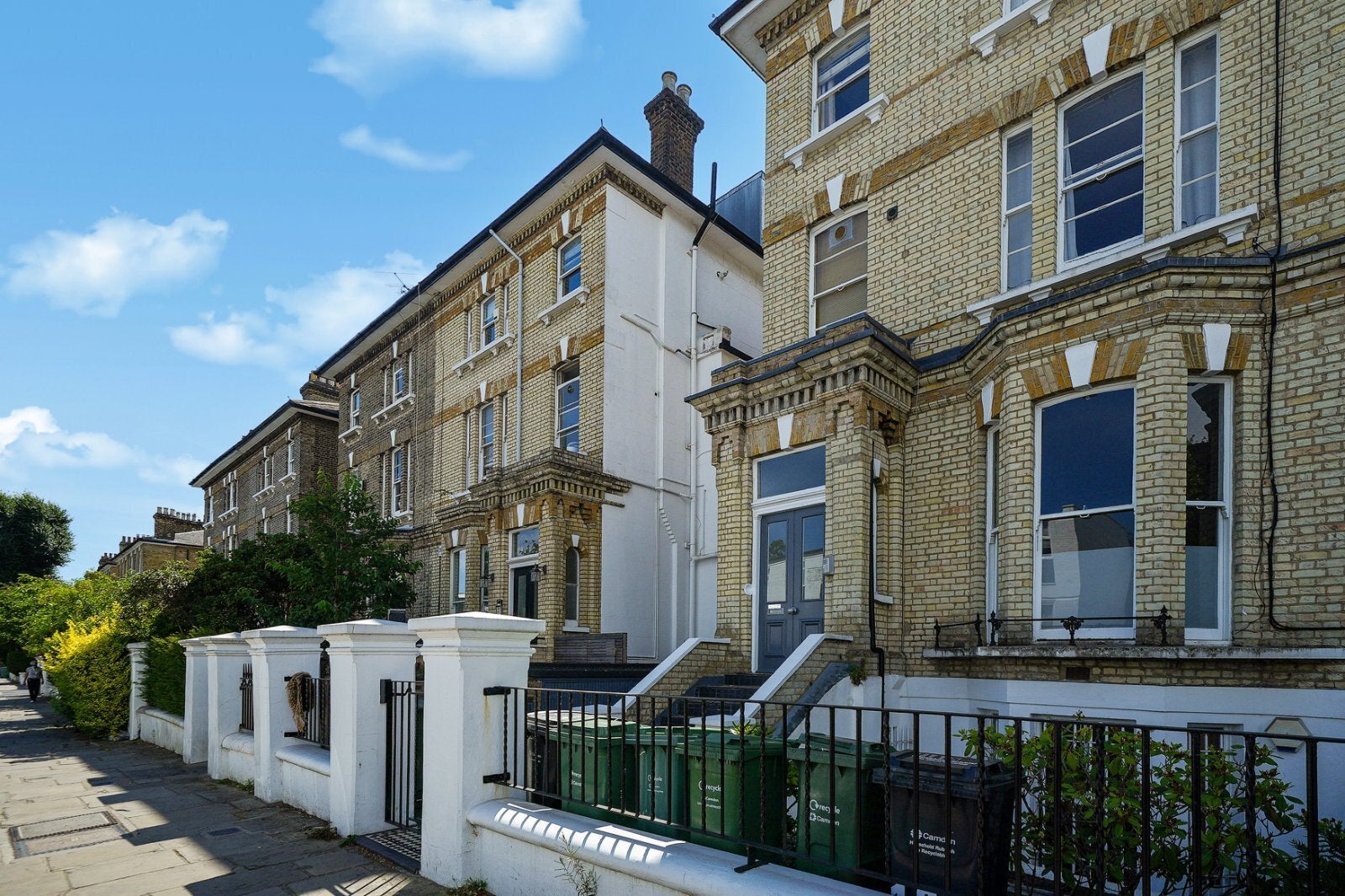 Flat King Henry's Road in Greater London
