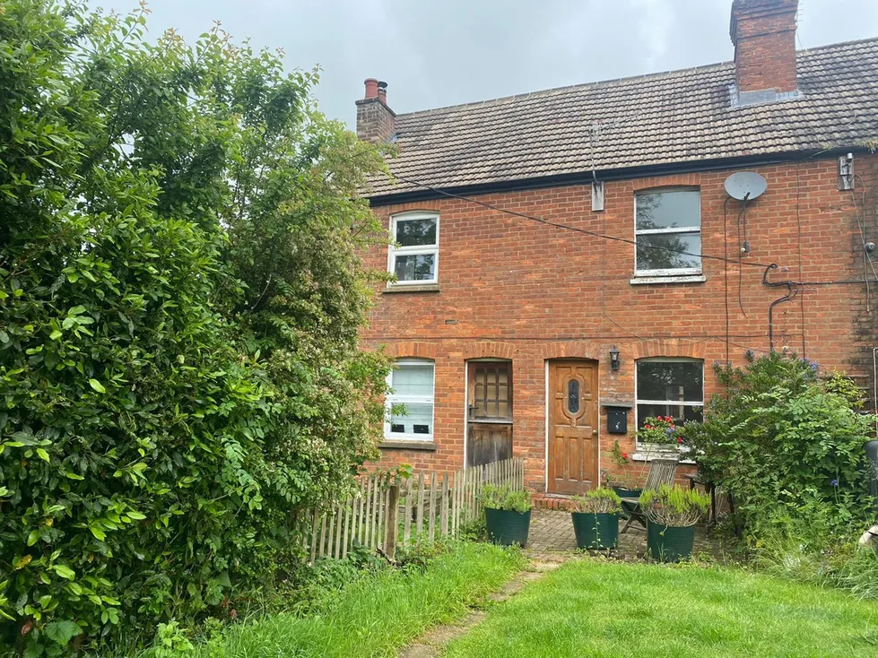 House Lascombe Lane in Guildford