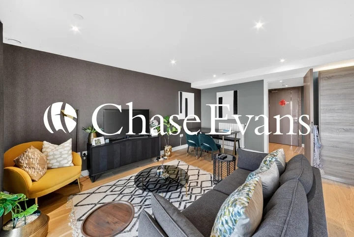Flat Duke of Wellington Avenue in Greater London