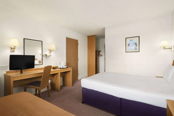Room Reservoir Road in Kendal