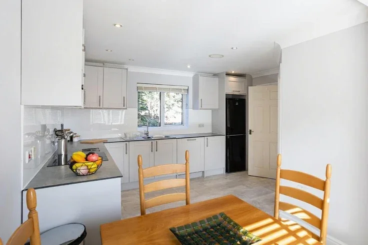 House Castle Way in Greater London