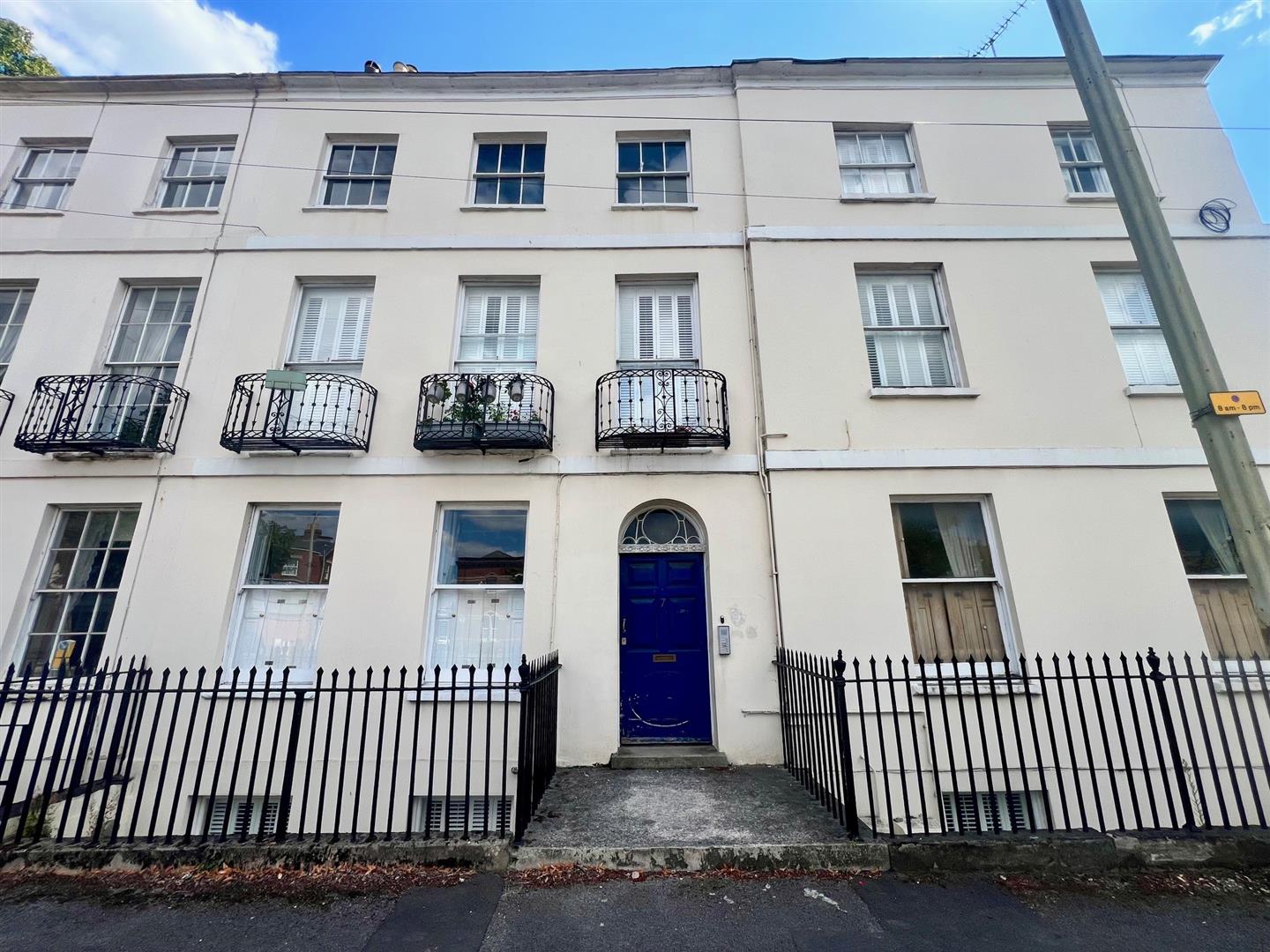 Flat Berkeley Street in Cheltenham