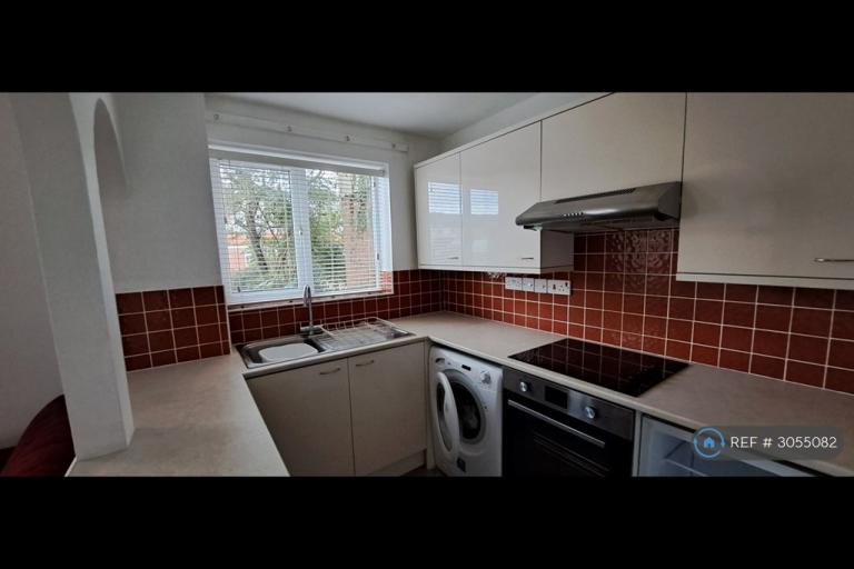 House Banks Road in Hertsmere