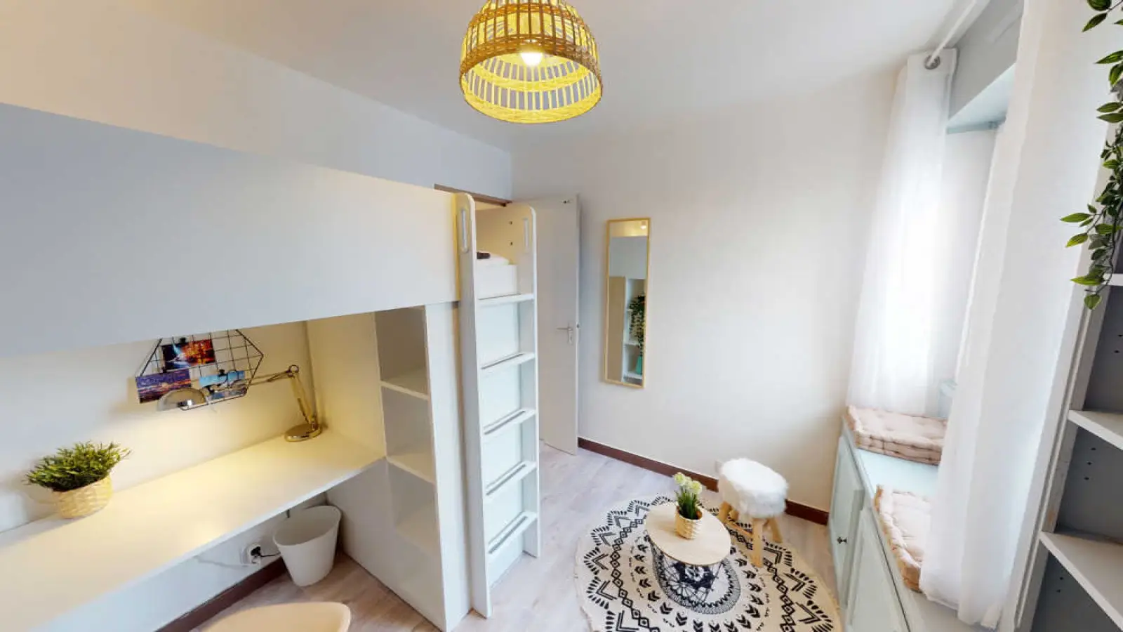 Appartement Rue de la Santé à Paris