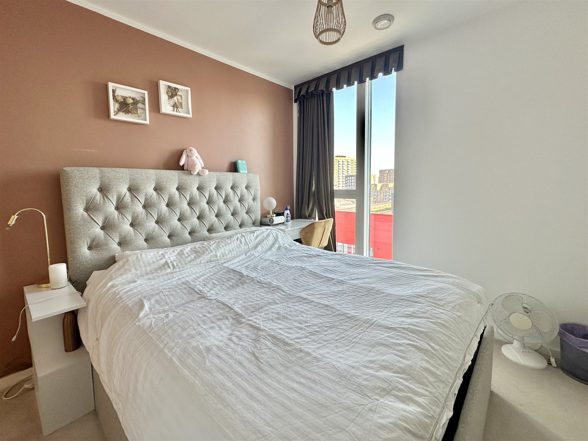 Flat Corsican Square in Greater London