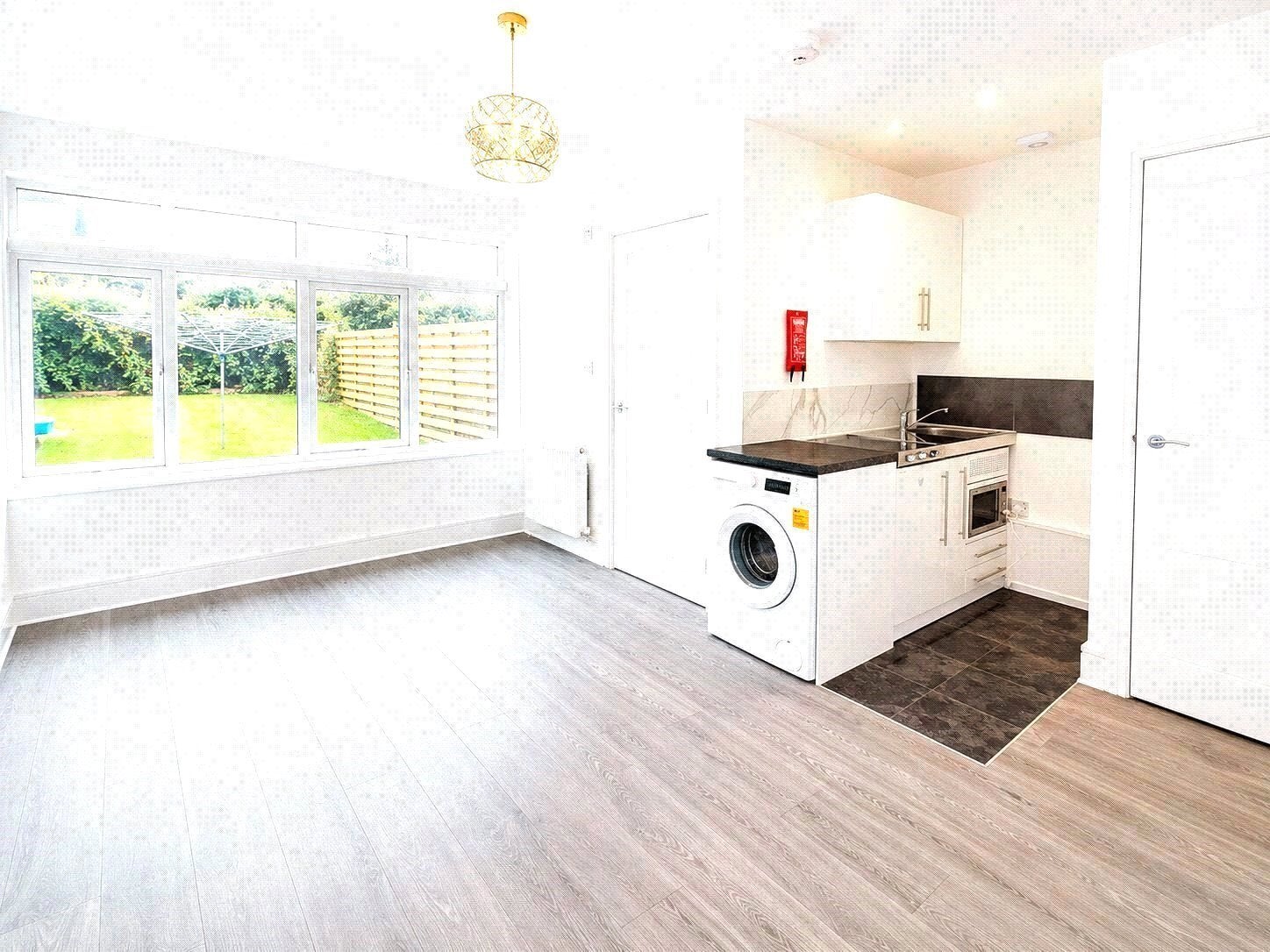 Flat Elizabeth Way in Harlow