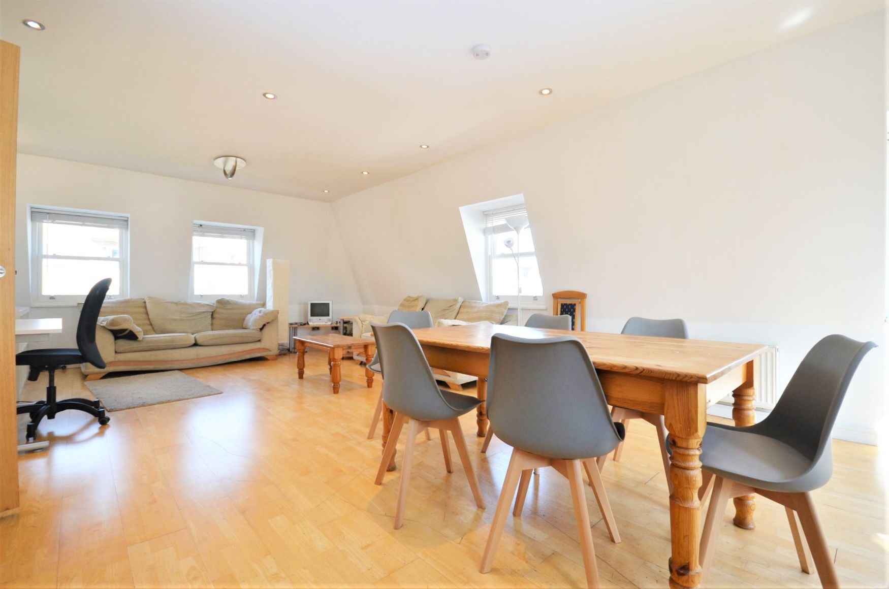 Flat Frampton Street in City of Westminster