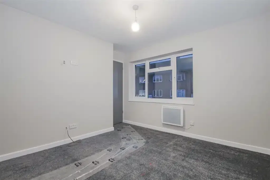 Flat Crayford High Street in Dartford