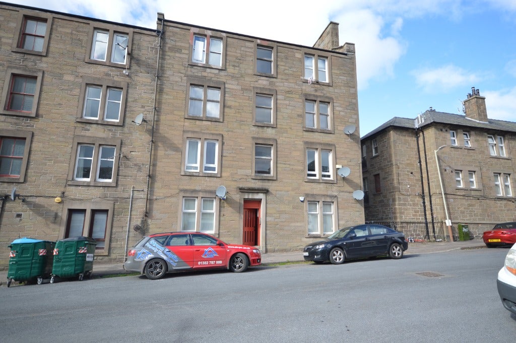 Flat Clepington Street in Dundee
