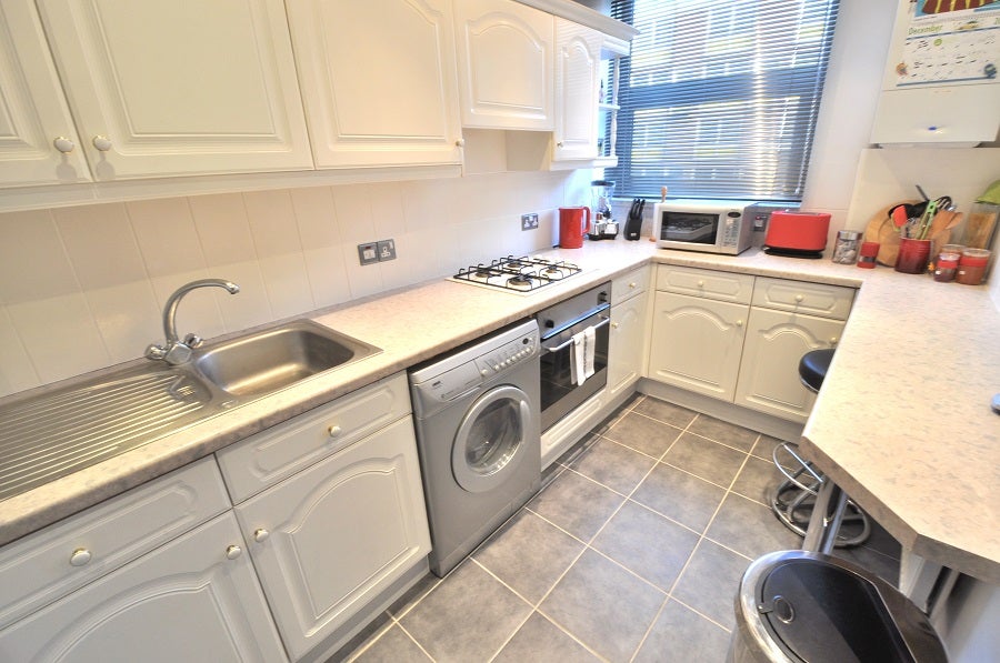 Flat Robert Street in Greater London