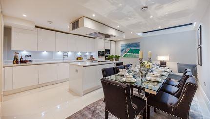 Flat Rainville Road in Greater London