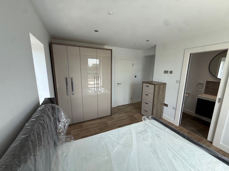 Flat Allingham Close in Greater London