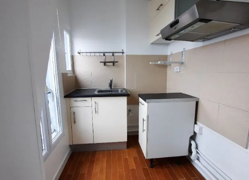 Flat Rue d'Estienne d'Orves in Issy-les-Moulineaux