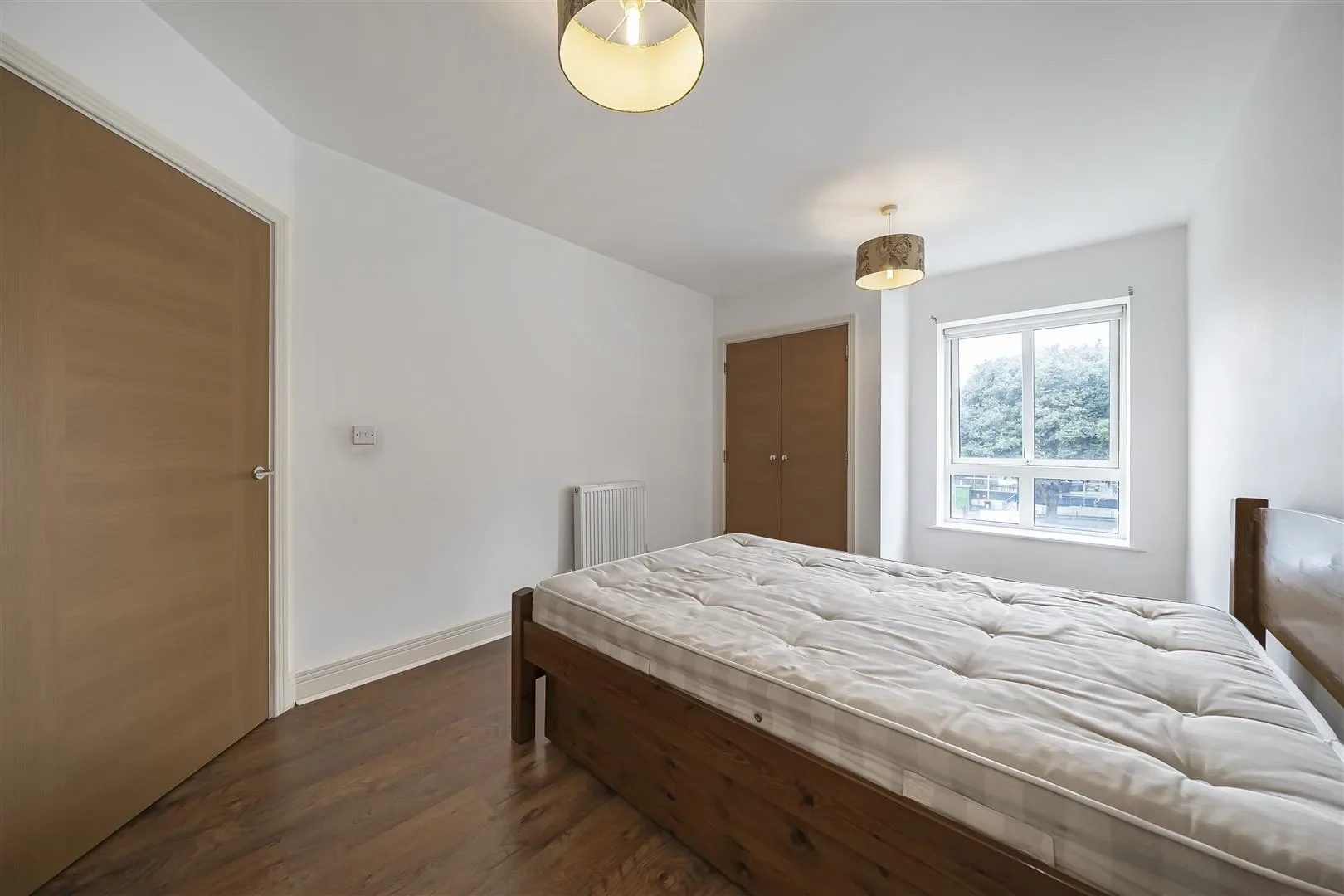Flat Woodmill Close in Greater London