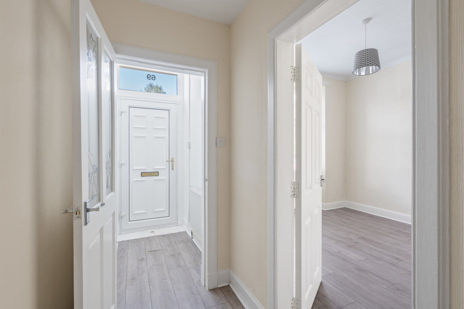 Flat Newlands Court in Bathgate