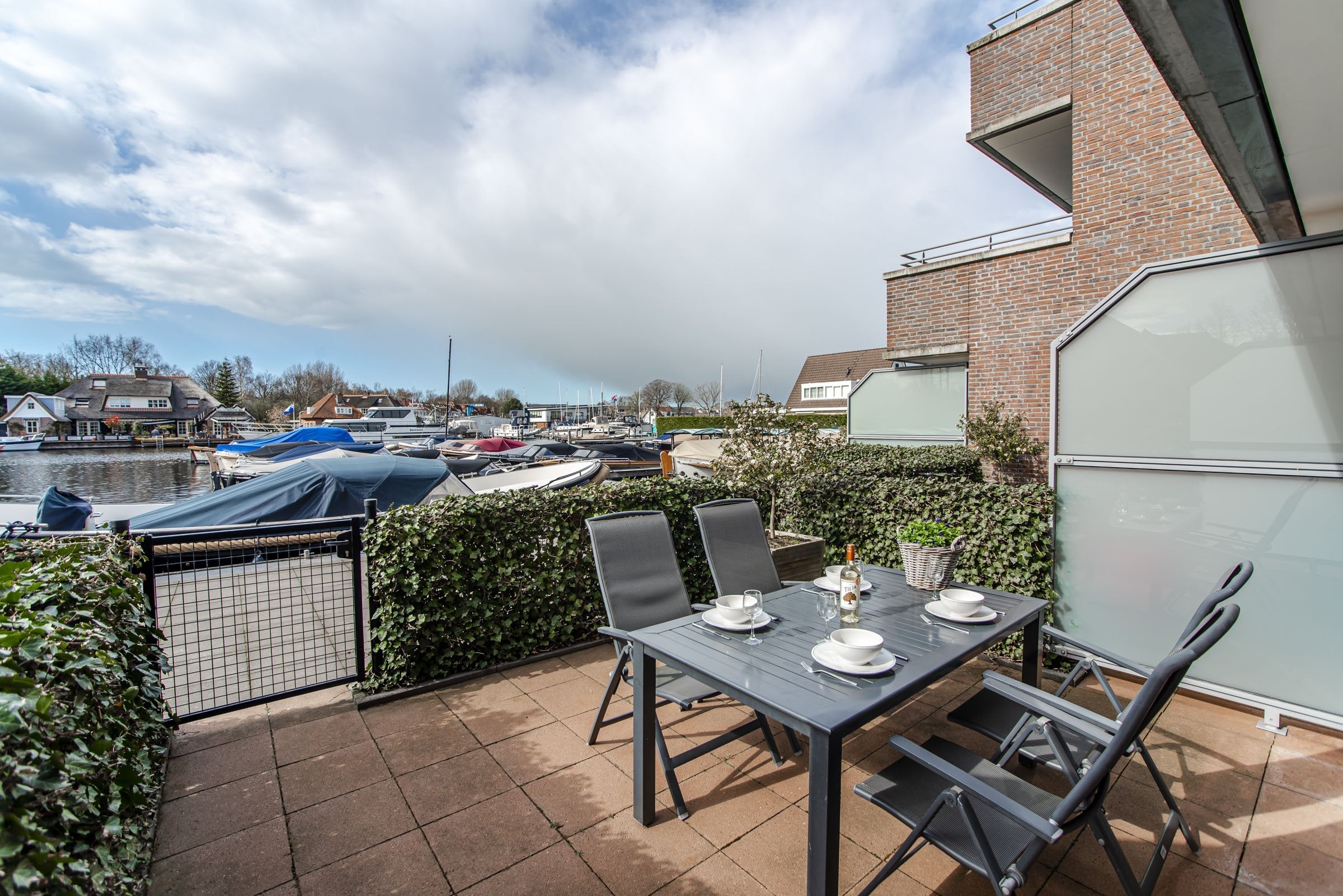 Appartement te huur: Veerpolder, Warmond