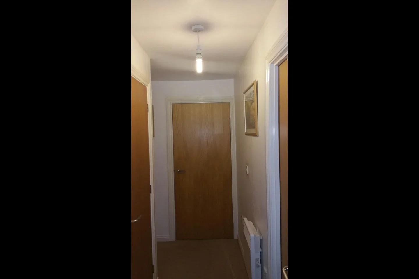 Flat Hevingham Drive in Greater London