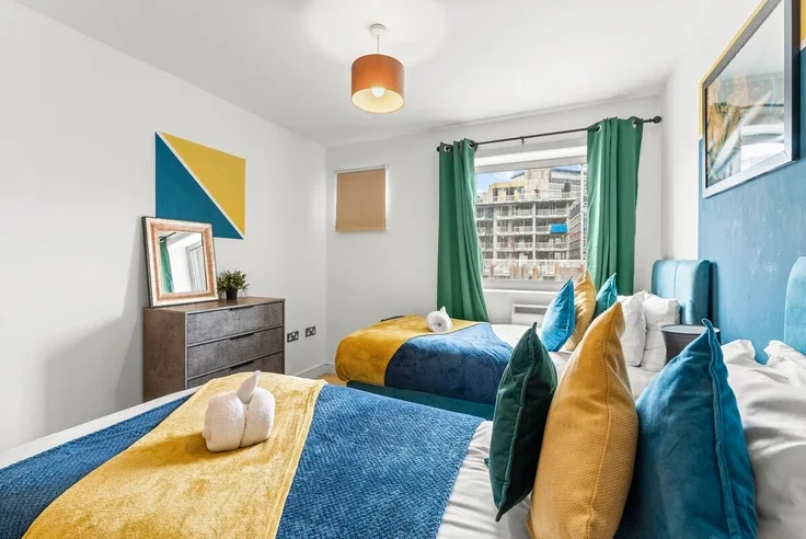 Flat Three Queens Lane in Bristol