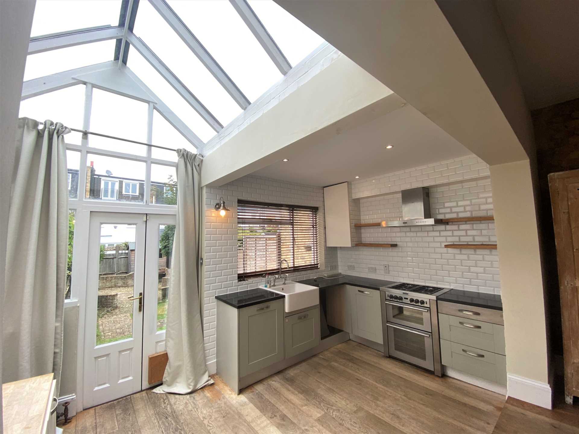Flat Speldhurst Road in London