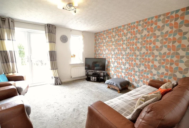 House Ffordd Erw in Caerphilly