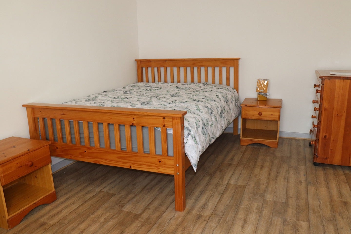 Room Capstone Avenue in Birmingham