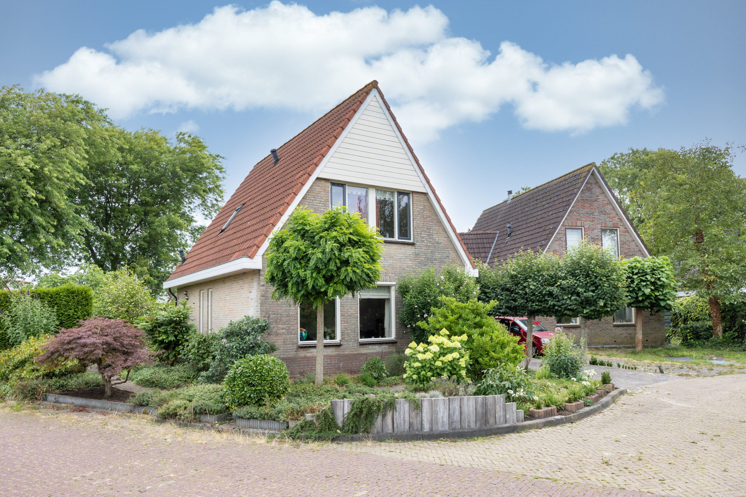 Huis Skerwâld 9 in Oosthem