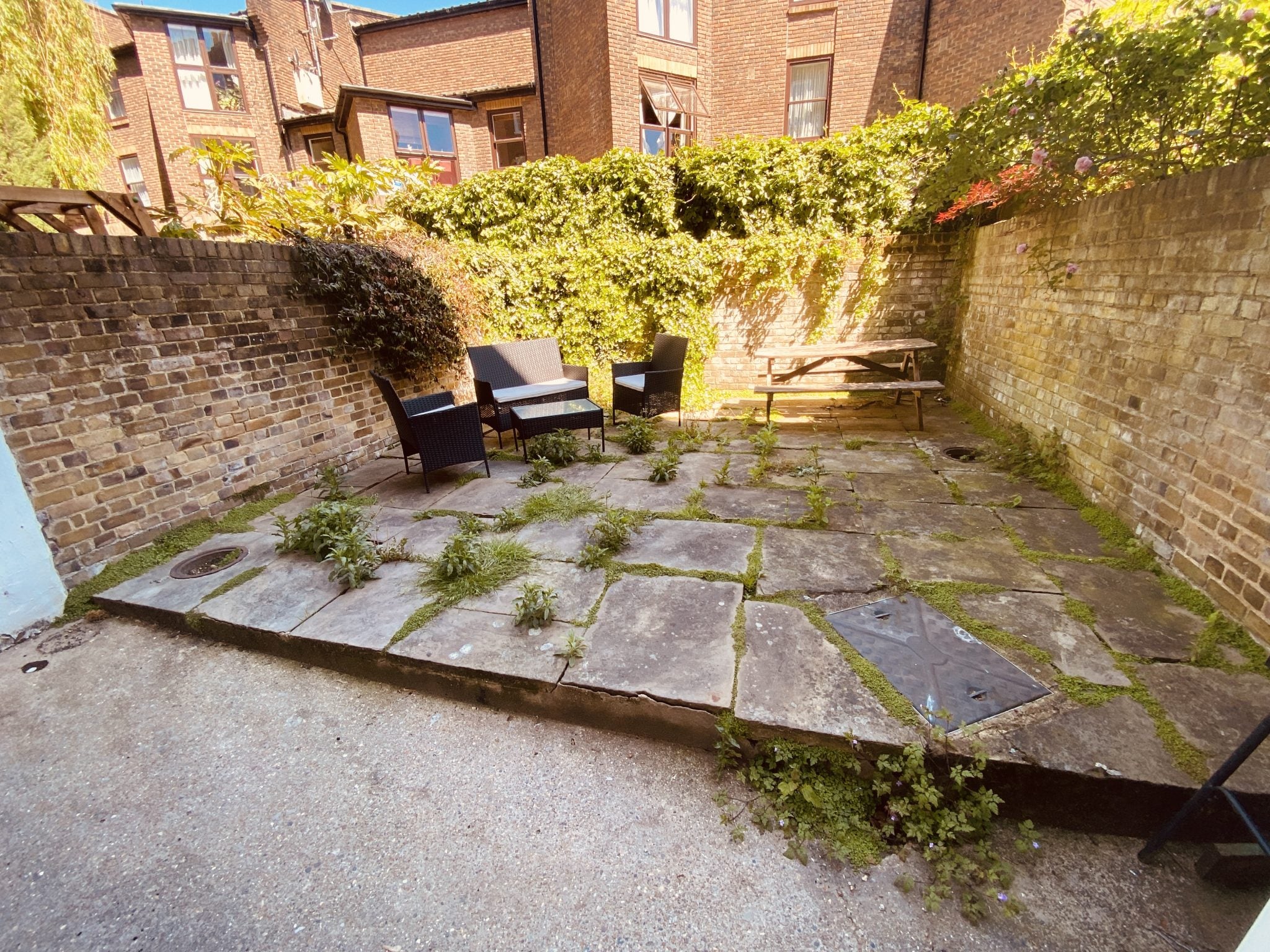 Flat Barnsbury Road in Greater London