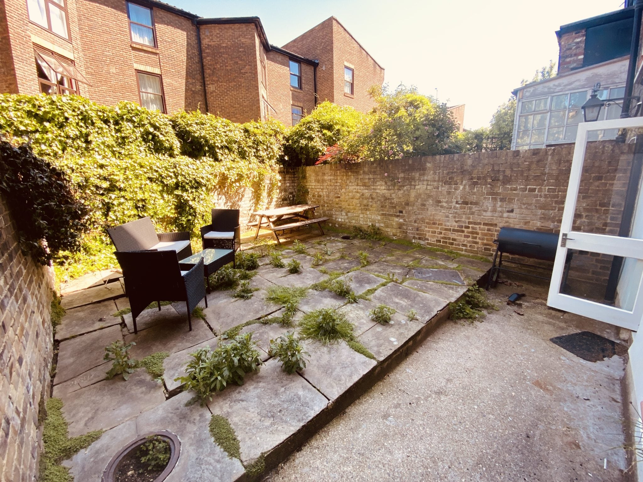 Flat Barnsbury Road in Greater London
