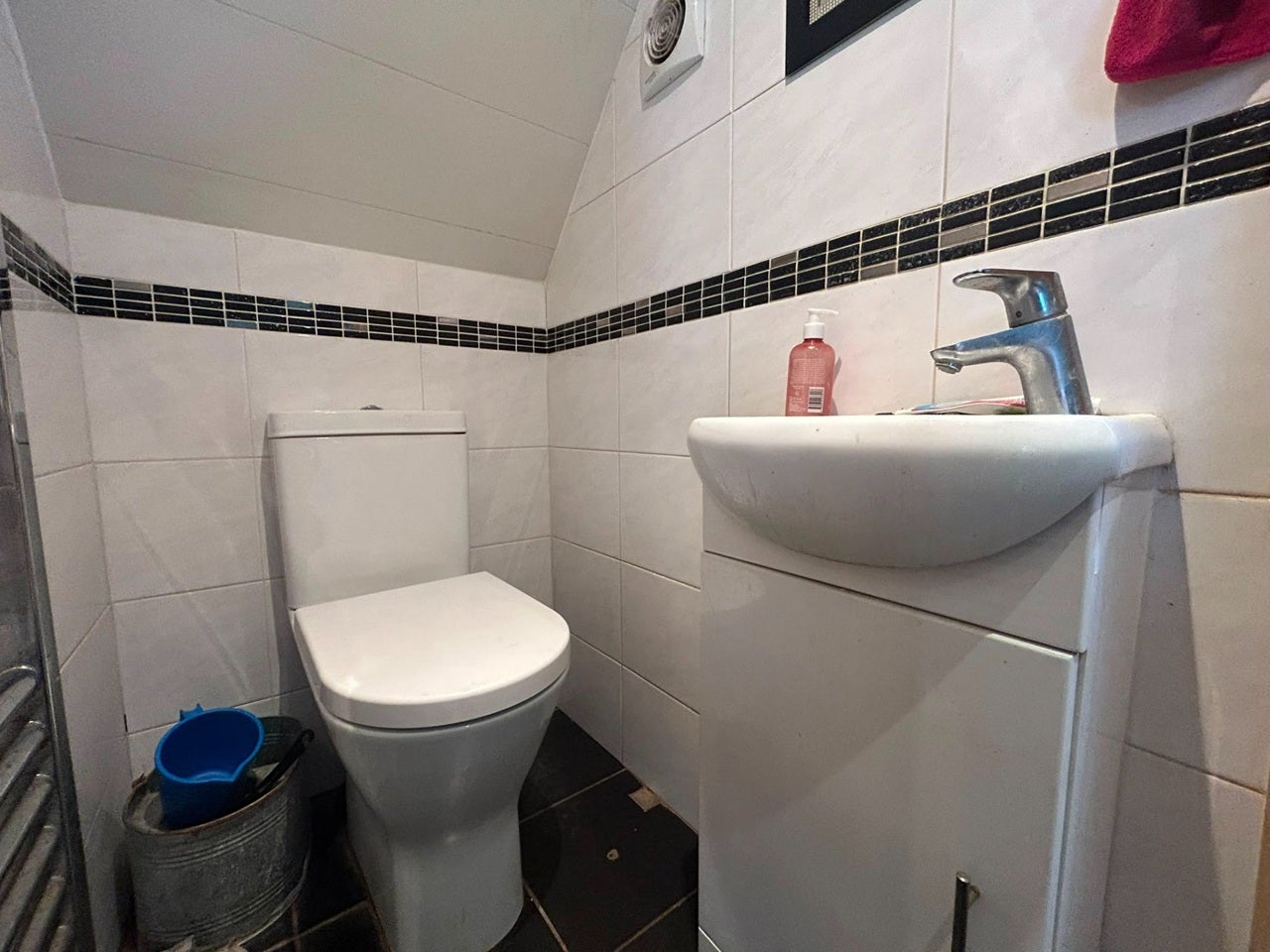 House Hunters Grove in Greater London