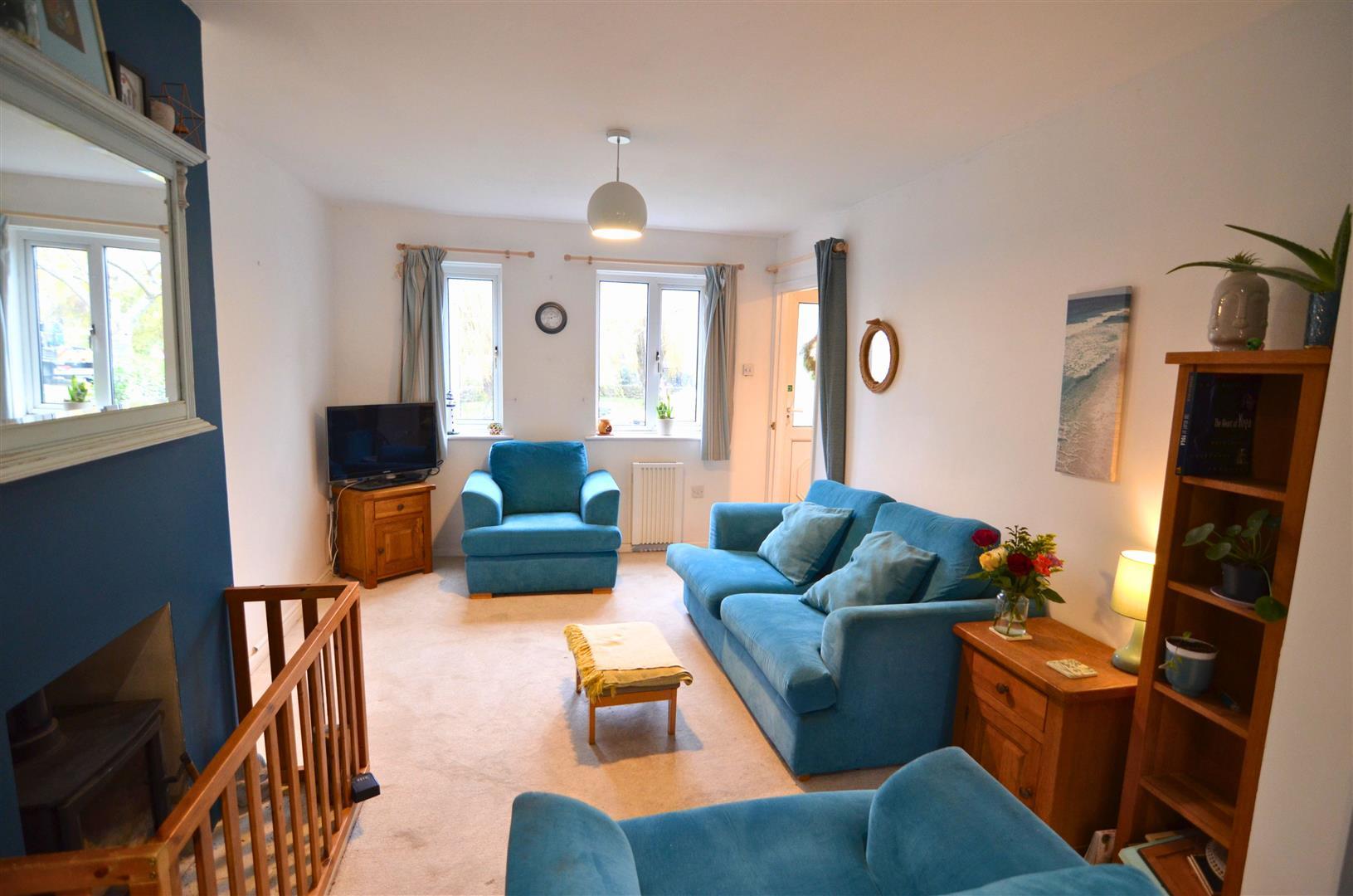 House Fisherbridge Close in Weymouth