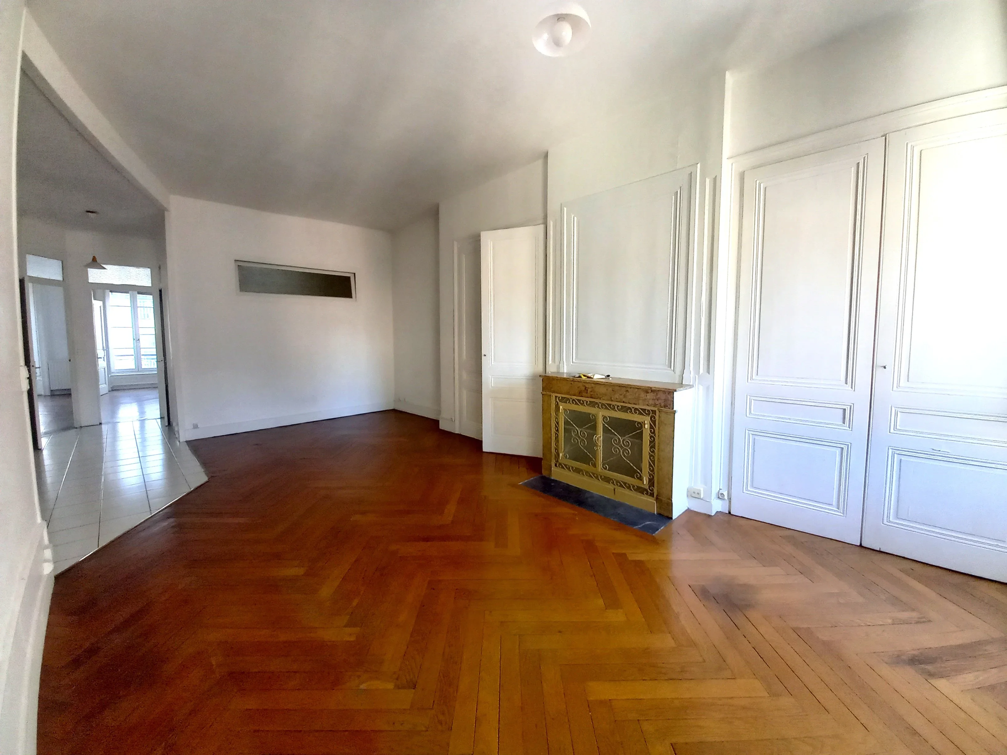 Flat Cours Vitton in Lyon