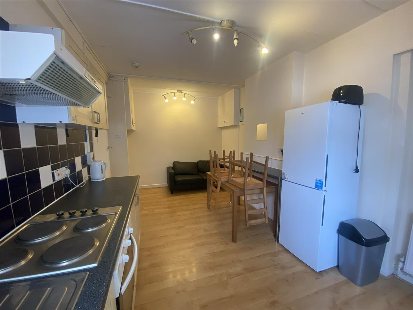 Flat Ravenshurst Avenue in Greater London