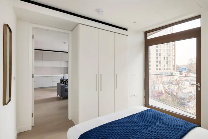 Flat Lewis Cubitt Walk in Greater London