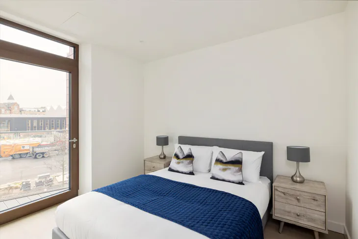 Flat Lewis Cubitt Walk in Greater London