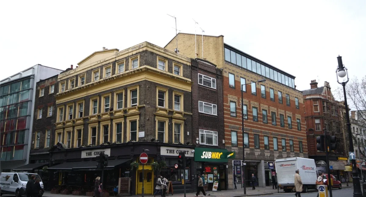 Flat Tottenham Court Road in Greater London