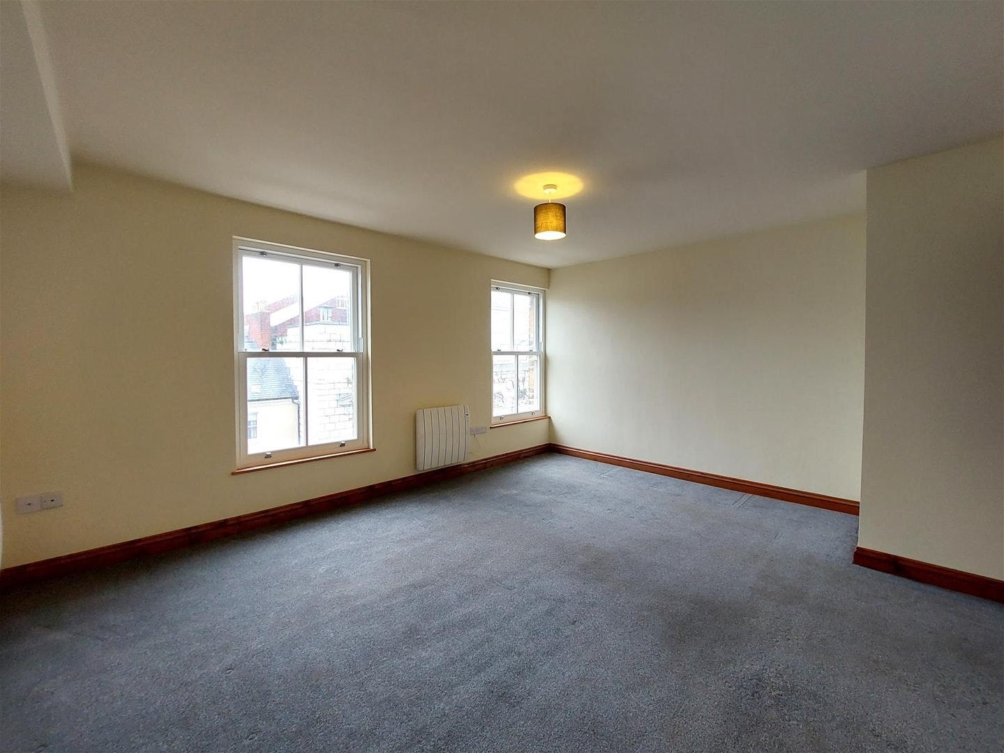 Flat Albemarle Crescent in Scarborough