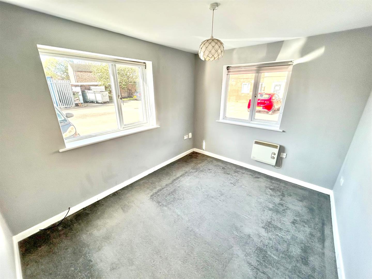Flat Langdale Grove in Corby