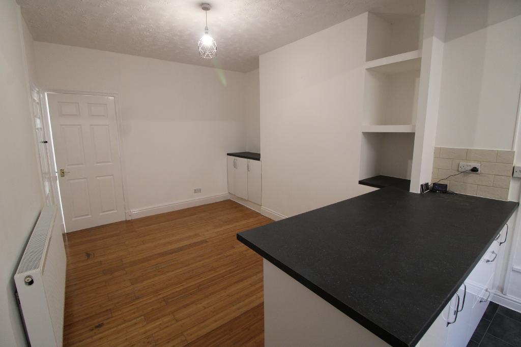 Flat Melbourne Street North in Tameside