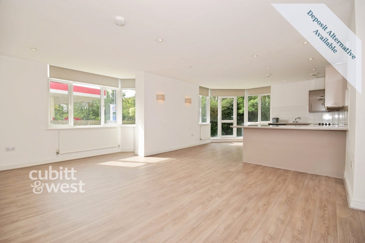 Flat Merlin Close in Greater London