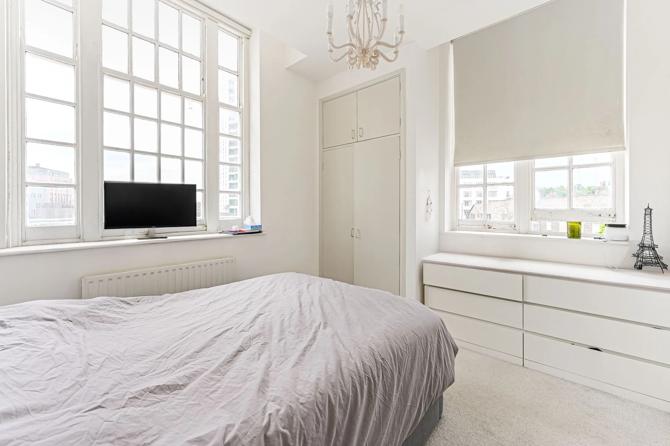 Flat Ebury Bridge Road in City of Westminster